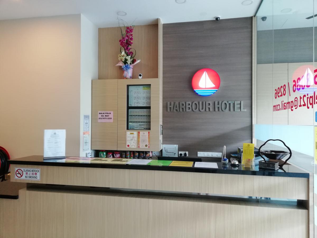 Harbour Hotel Petaling Jaya Exterior foto